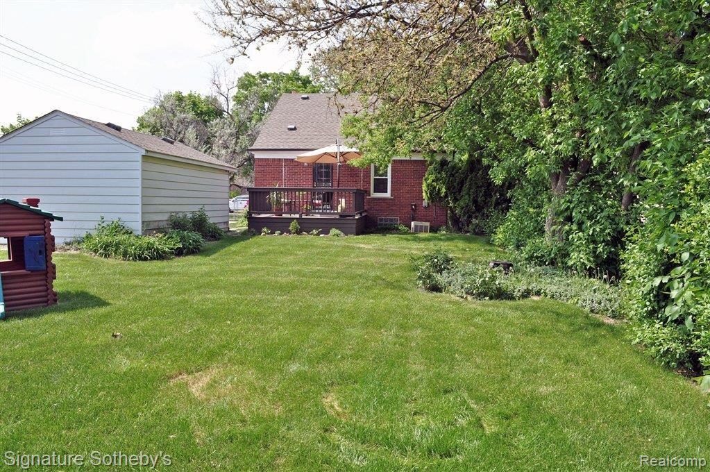 1562 Sheffield Road Birmingham, MI 48009 - Photo 19 of 20 Large Back