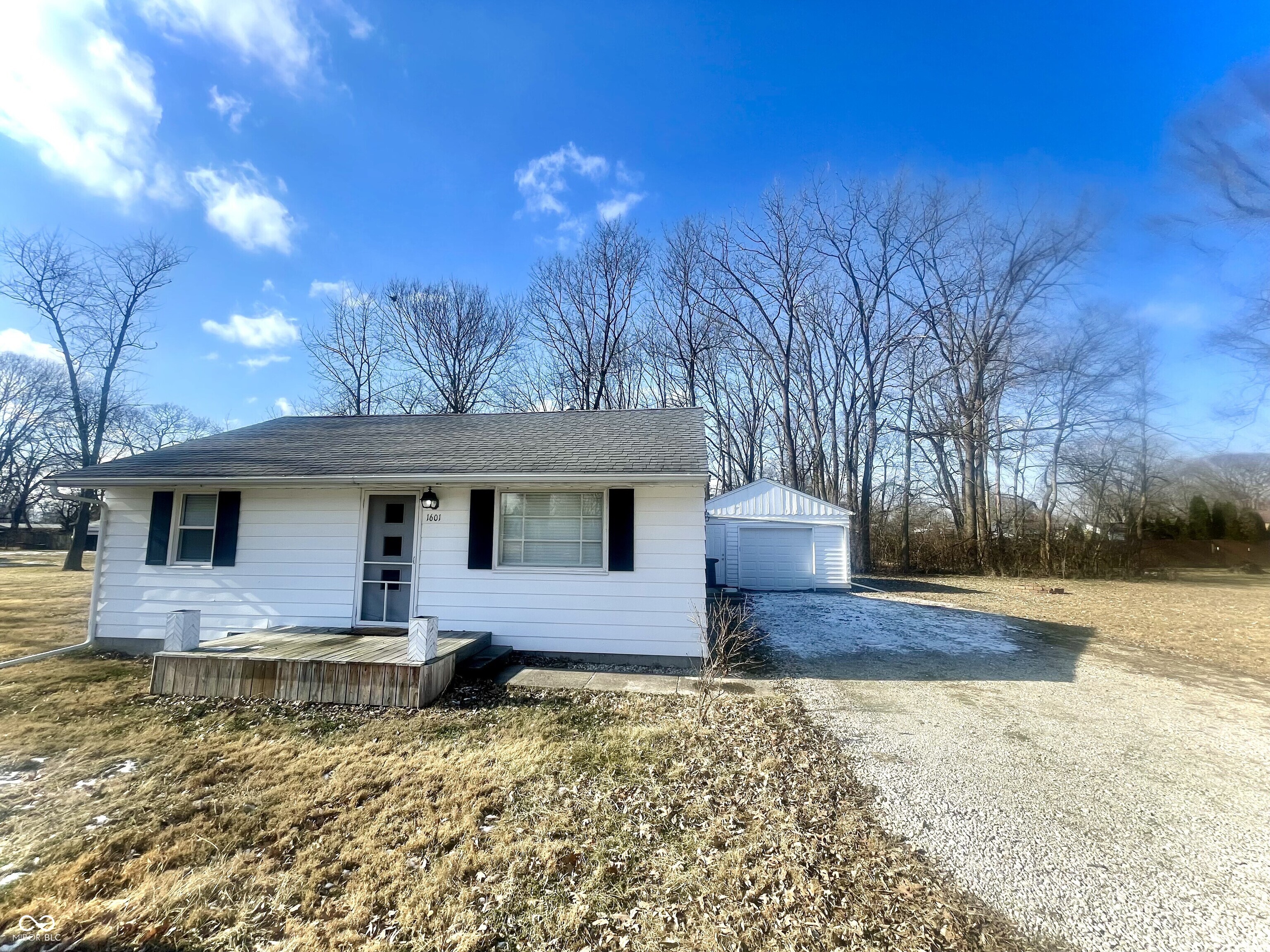 1601 South Clark Street Muncie, IN 47302 - Photo 1 of 27