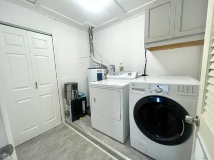 $156,000 | 1601 South Clark Street, Muncie, IN 47302