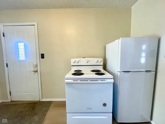 $156,000 | 1601 South Clark Street, Muncie, IN 47302