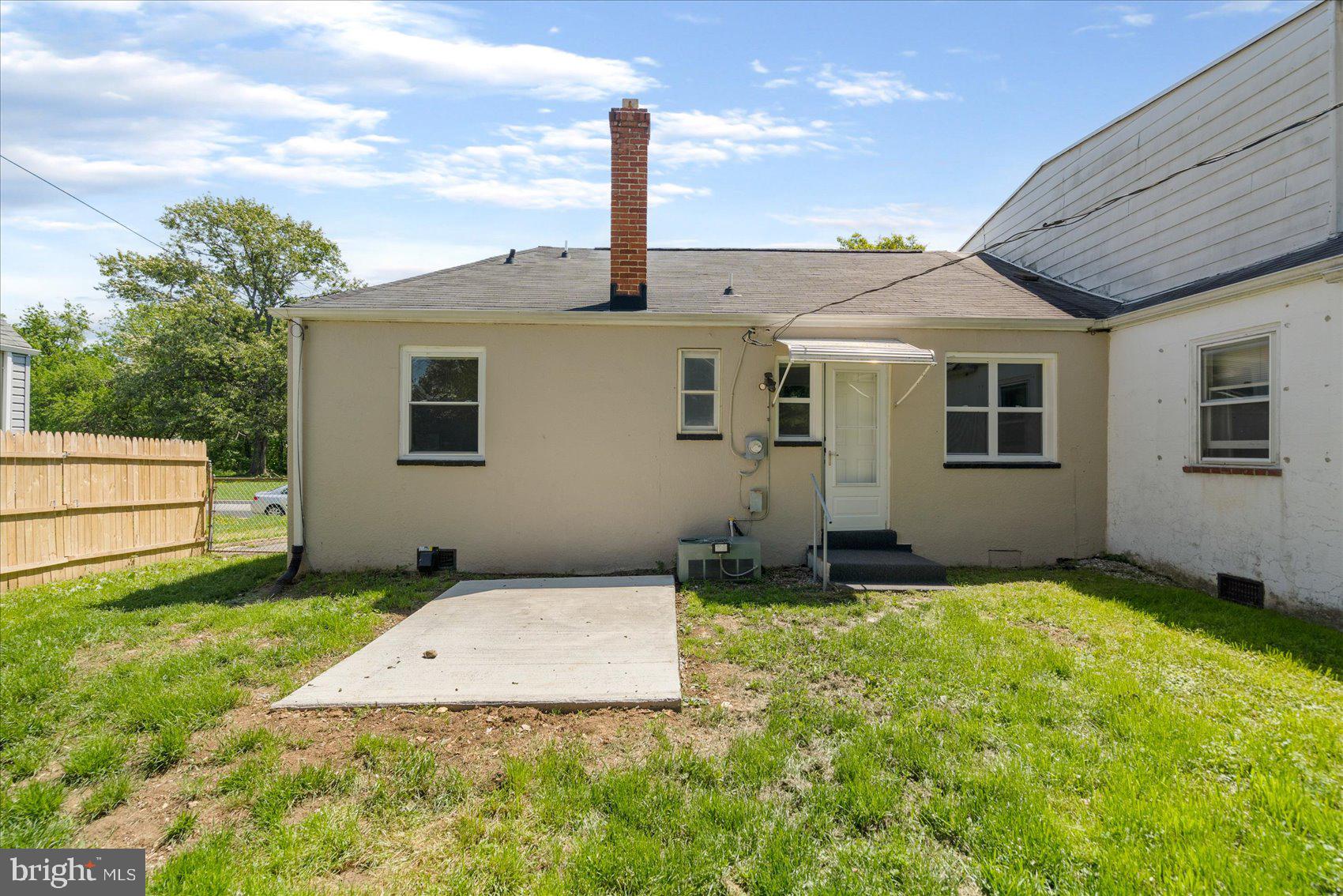 514 Meadow Road Baltimore, MD 21206 - Photo 27 of 32 Back Exterior