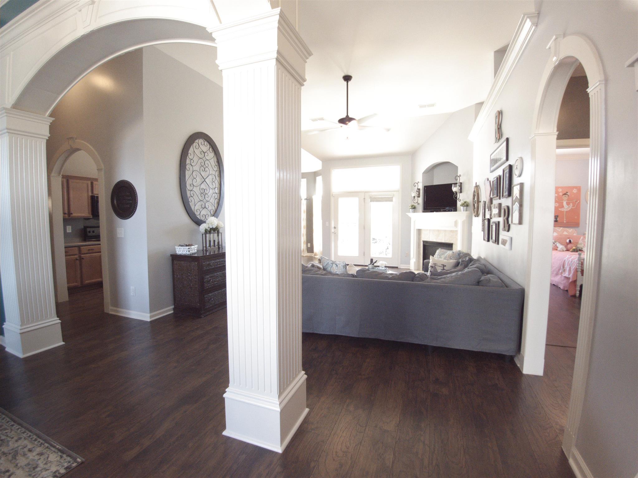 1093 Nealcrest Circle Spring Hill, TN 37174 - Photo 10 of 30 Gallery Image 10