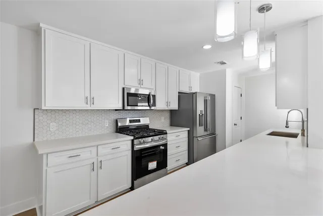 $2,500 | 10314 Sageplum Drive, Houston, TX 77089