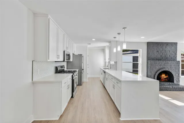 $2,500 | 10314 Sageplum Drive, Houston, TX 77089