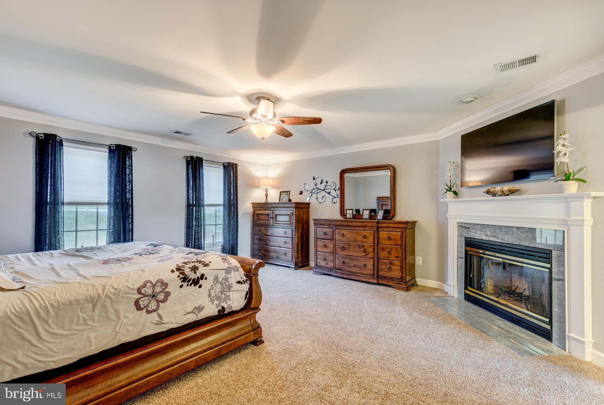 6113 Yorktown Road Mount Airy, MD 21771 - Photo 31 of 59 With a fireplace! (wood burning!)