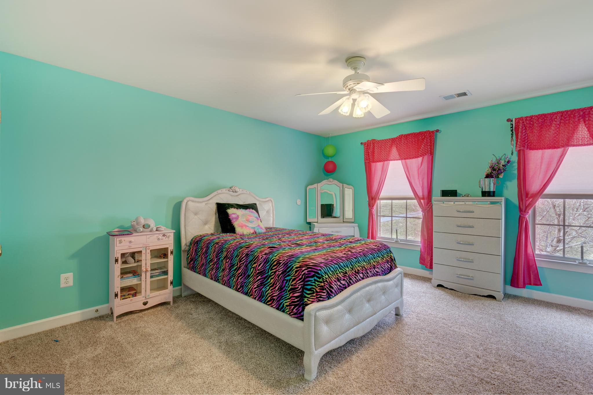6113 Yorktown Road Mount Airy, MD 21771 - Photo 36 of 59 Bedroom #2, very big!