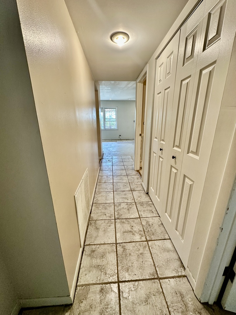 9630 West Higgins Road, Unit 3A Rosemont, IL 60018 - Photo 6 of 15