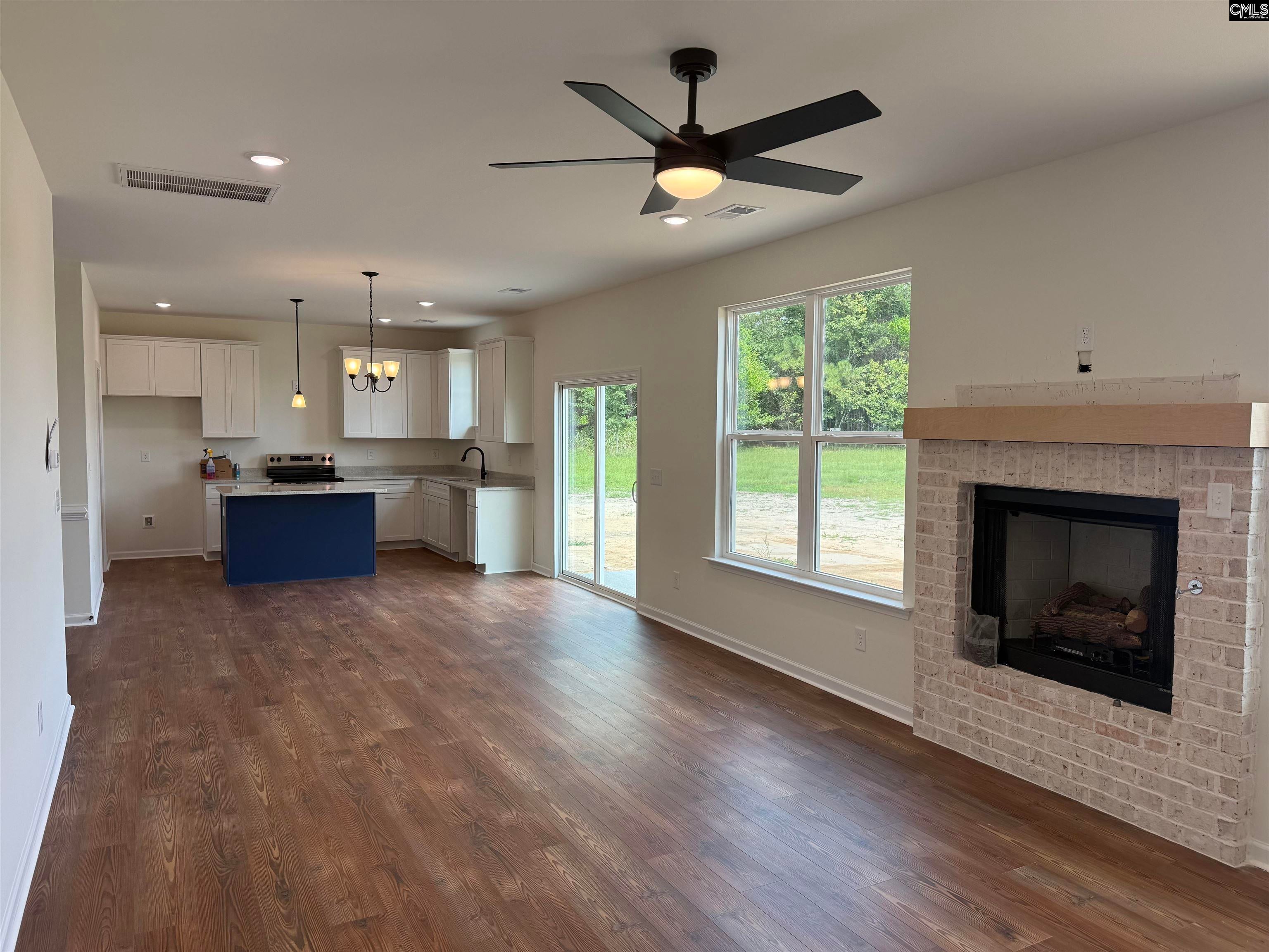 305 Caldon Road Swansea, SC 29160 - Photo 10 of 28 Gallery Image 10