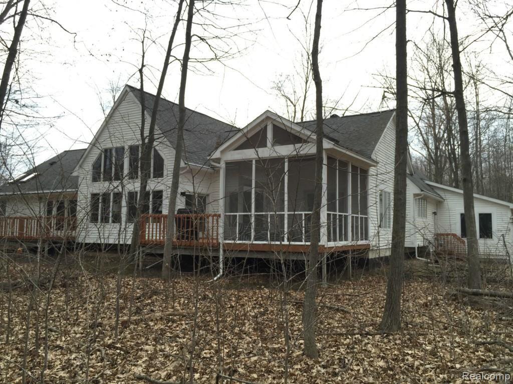 5141 Argentine Road Howell, MI 48855 - Photo 34 of 37 Back of home