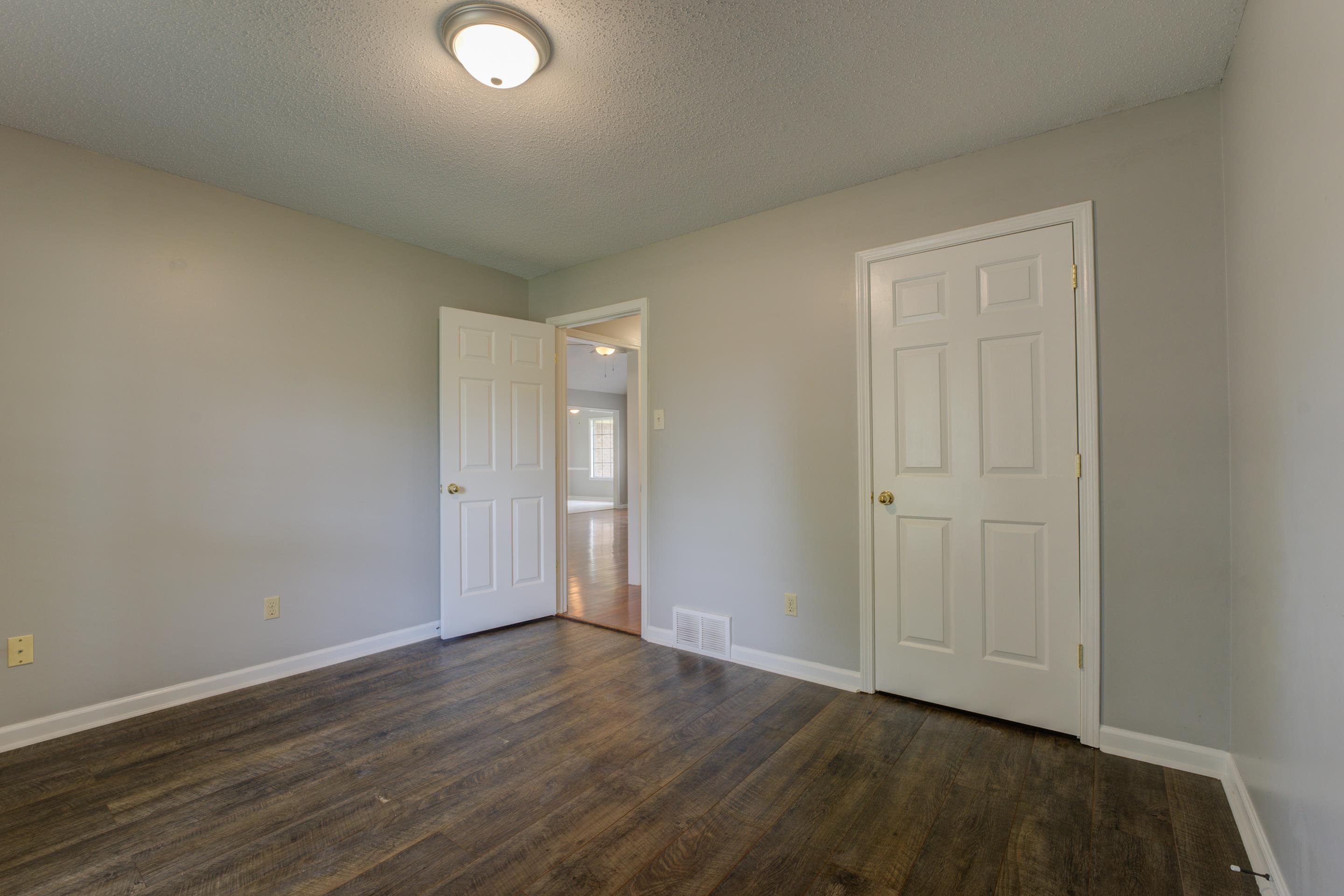 6387 St Elmo Road Bartlett, TN 38135 - Photo 19 of 30 Another view of the second bedroom.