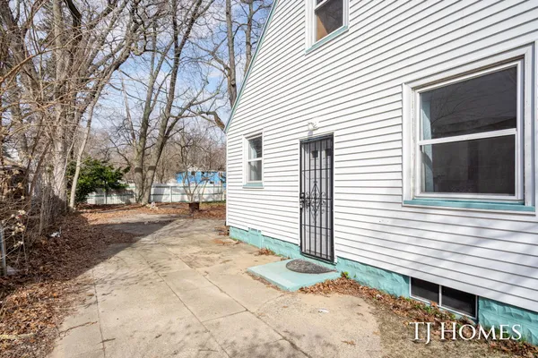 $129,900 | 3233 Peck Street, Muskegon, MI 49444