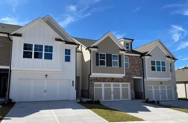 $2,150 | 5141 Fox Den Road, Oakwood, GA 30566