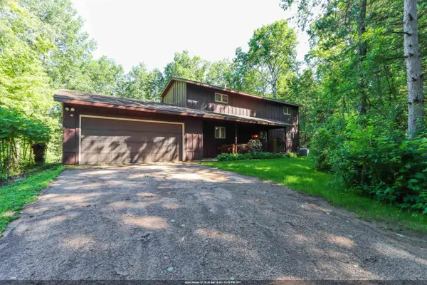 $384,500 | N1970 Evergreen Lane, Waupaca, WI 54981