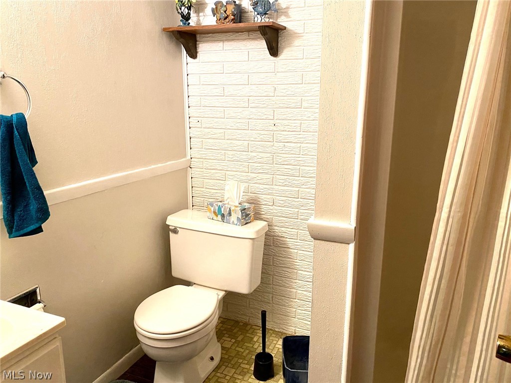 756 Abbe Road North Elyria, OH 44035 - Photo 13 of 16