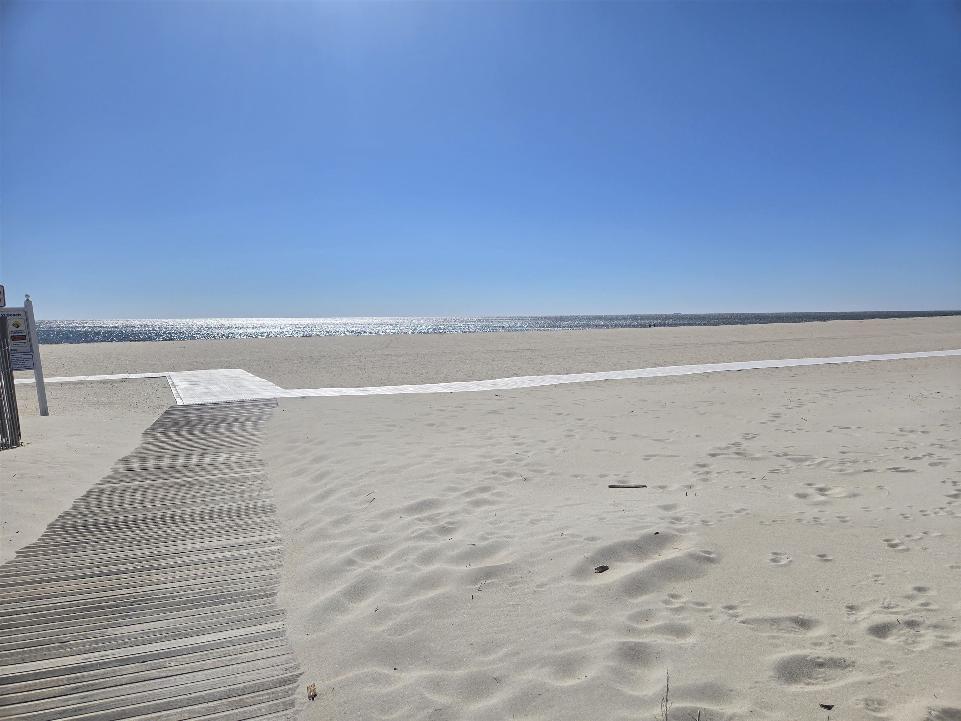 610 Beach Cape May, NJ 08204 - Photo 10 of 20