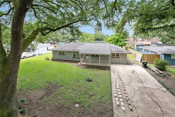 $2,000 | 203 Cambridge Court, New Orleans, LA 70131