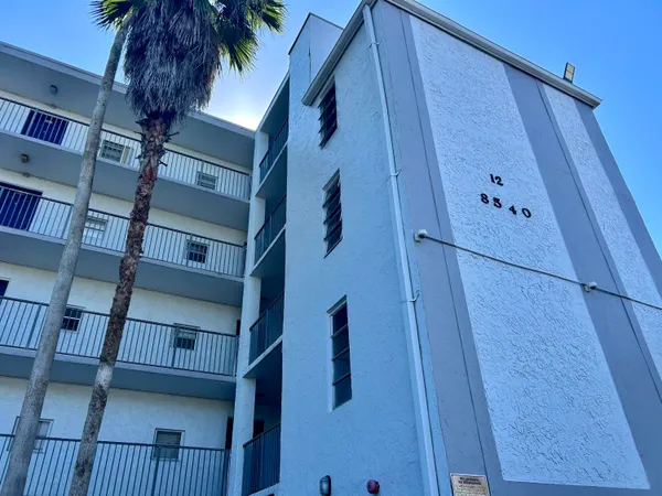 $1,850 | 8540 Sherman Circle North, Unit 305, Miramar, FL 33025