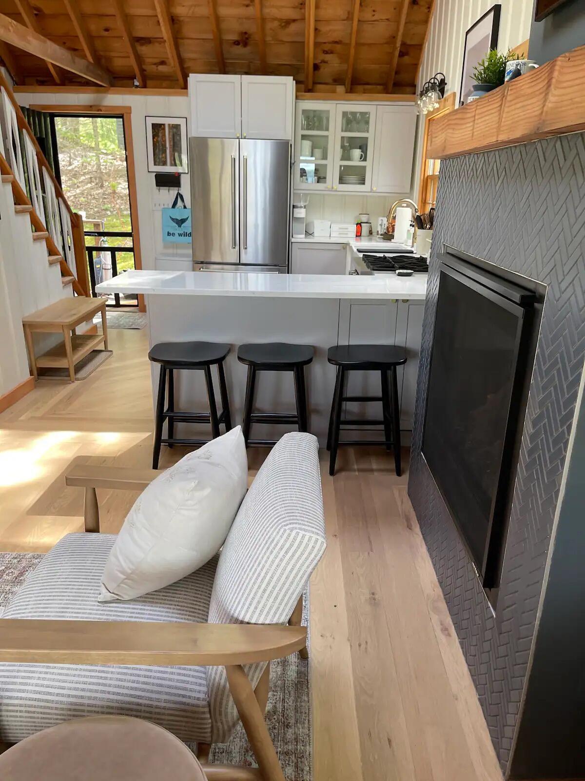 14 Wolf Road Boothbay, ME 04537 - Photo 17 of 29 14WRABNB - 7