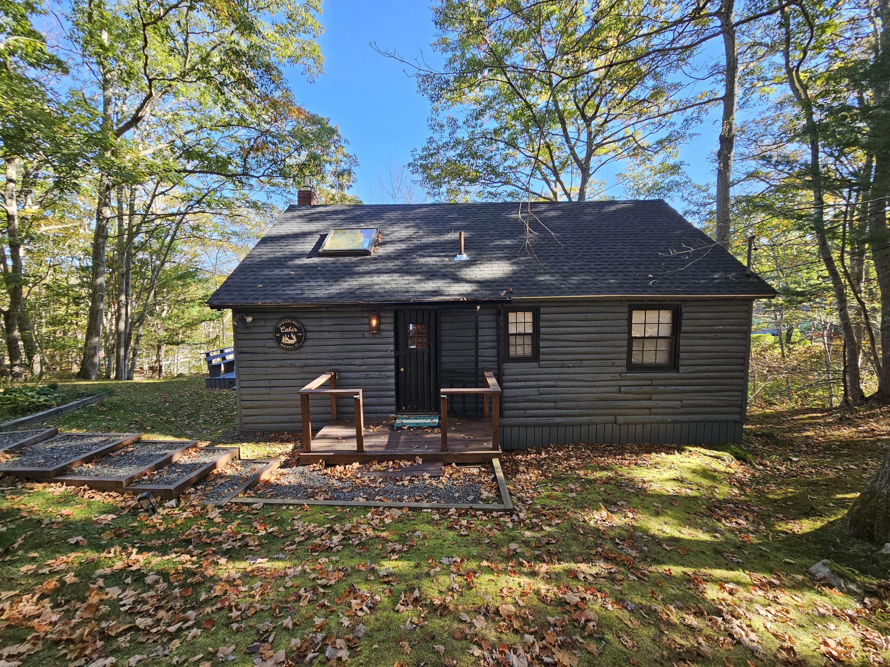 14 Wolf Road Boothbay, ME 04537 - Photo 3 of 29 20251010_095939