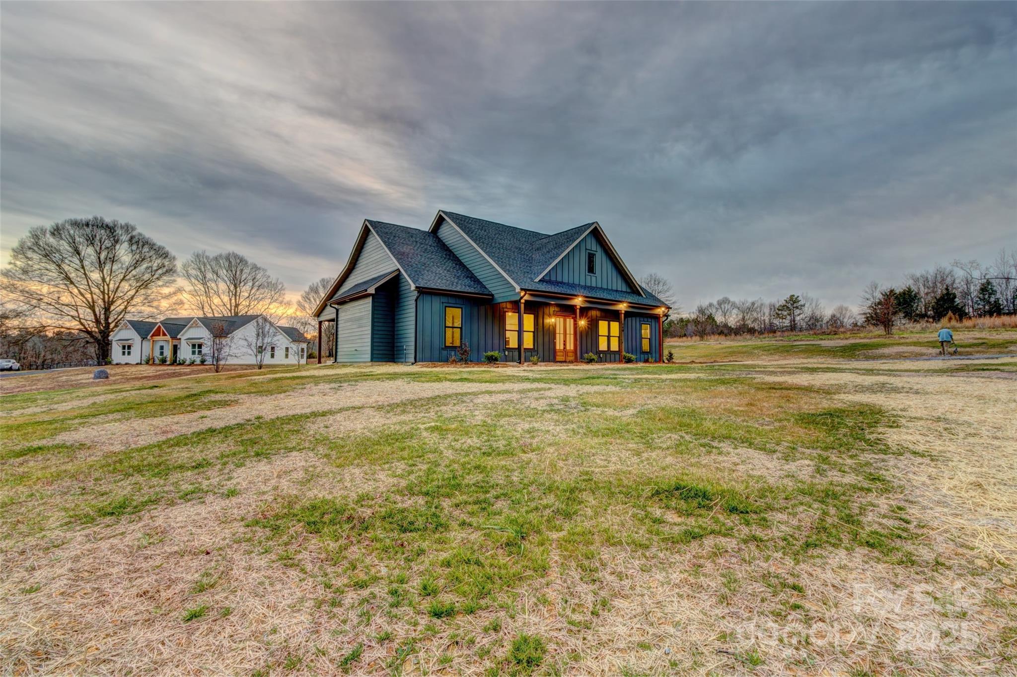 648 Kiser Road Bessemer City, NC 28016 - Photo 2 of 30 Gallery Image 2