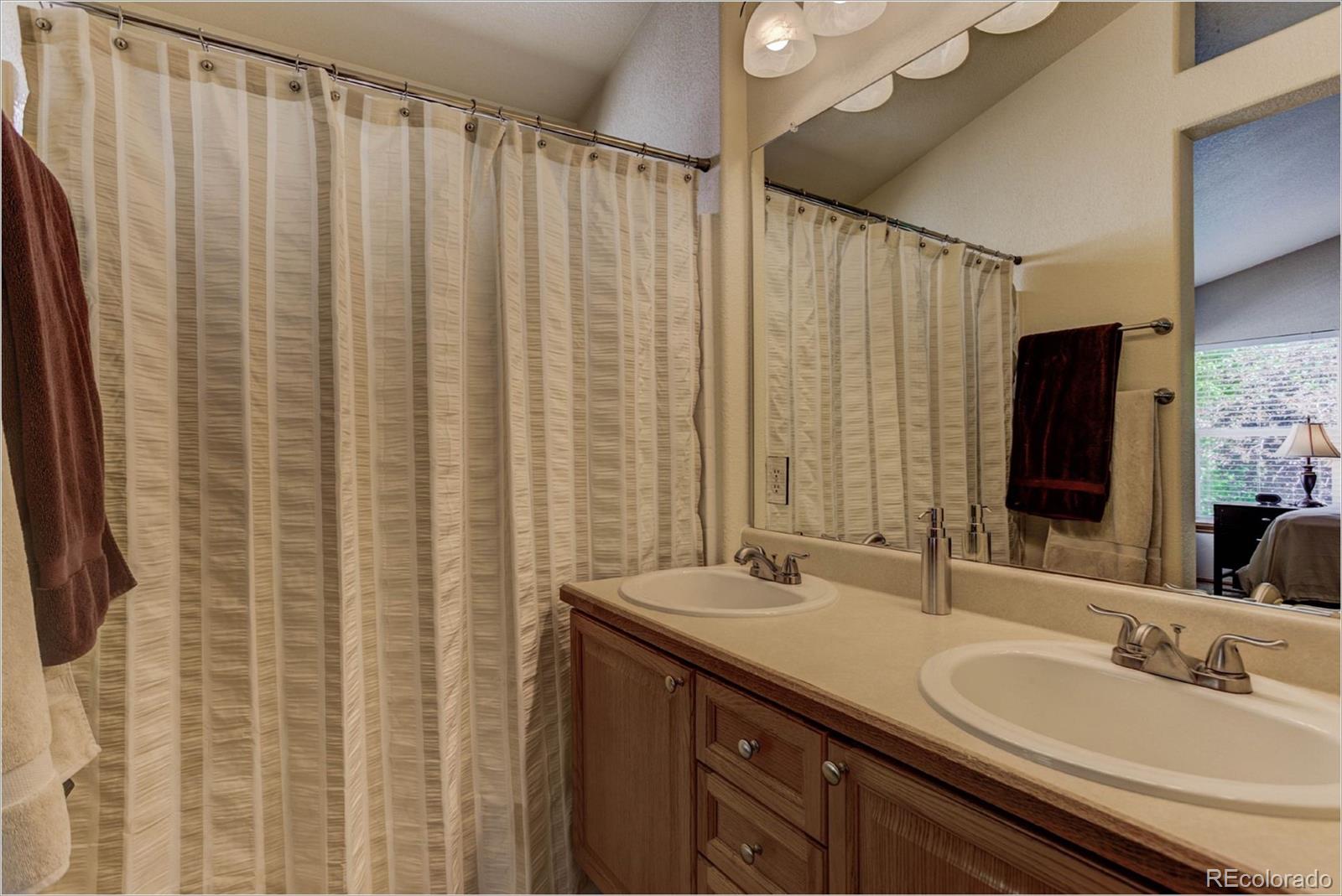9714 Burberry Way Highlands Ranch, CO 80129 - Photo 18 of 29 Gallery Image 18