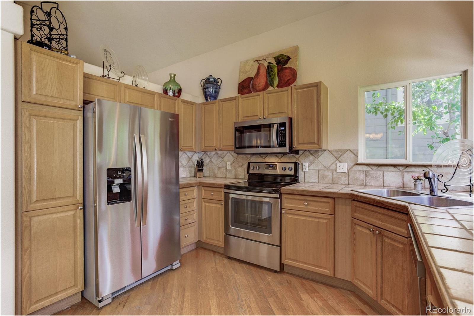 9714 Burberry Way Highlands Ranch, CO 80129 - Photo 7 of 29 Gallery Image 7