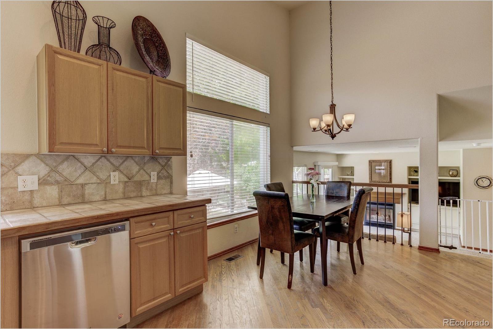 9714 Burberry Way Highlands Ranch, CO 80129 - Photo 8 of 29 Gallery Image 8