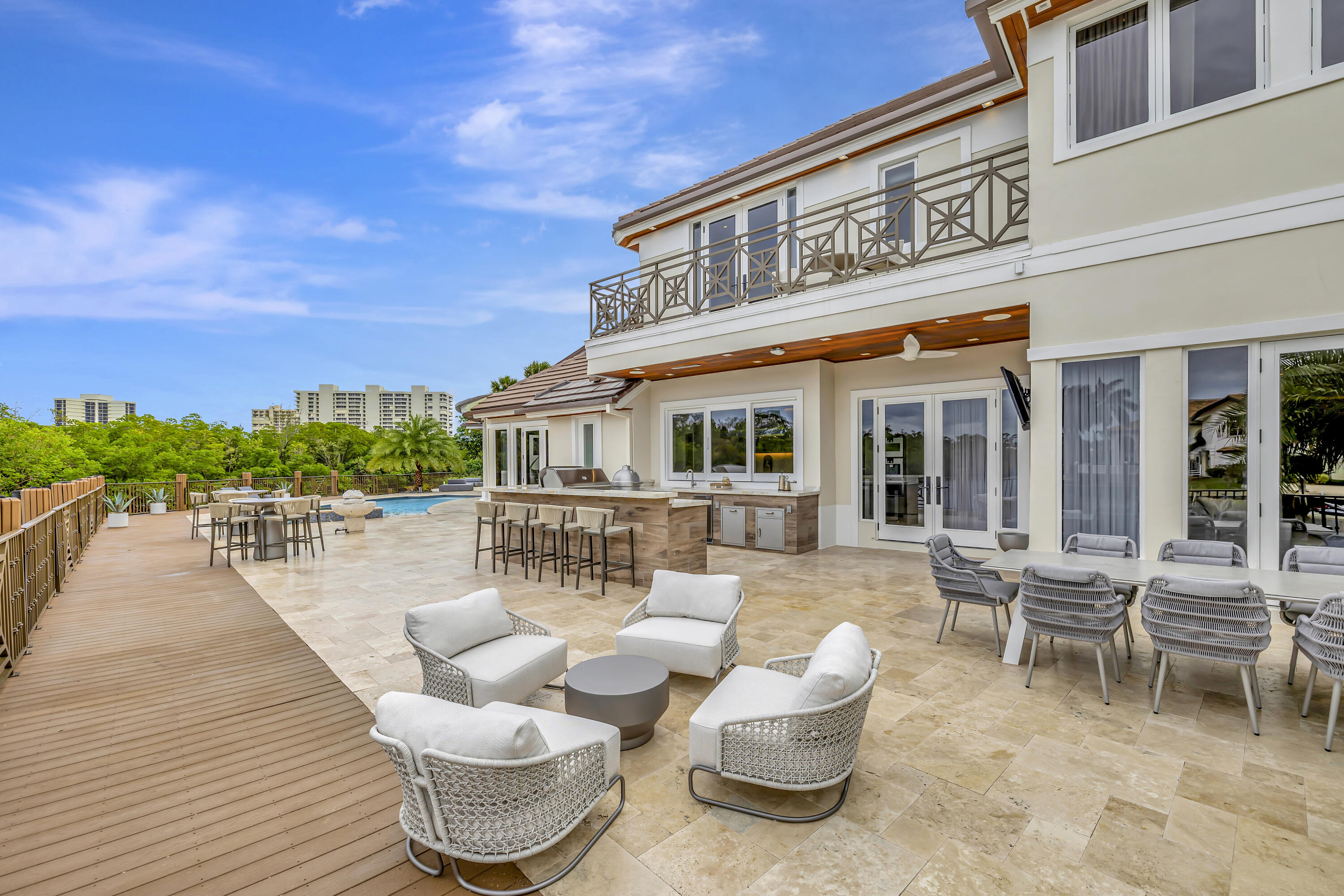 751 Northeast 45th Road Boca Raton, FL 33431 - Photo 27 of 41 HL_27_Outdoor kitchen entertaining
