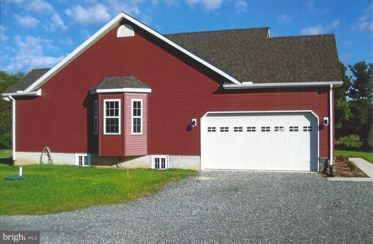 842 Little Egypt Road Elkton, MD 21921 - Photo 4 of 19 Garage with Bump Out