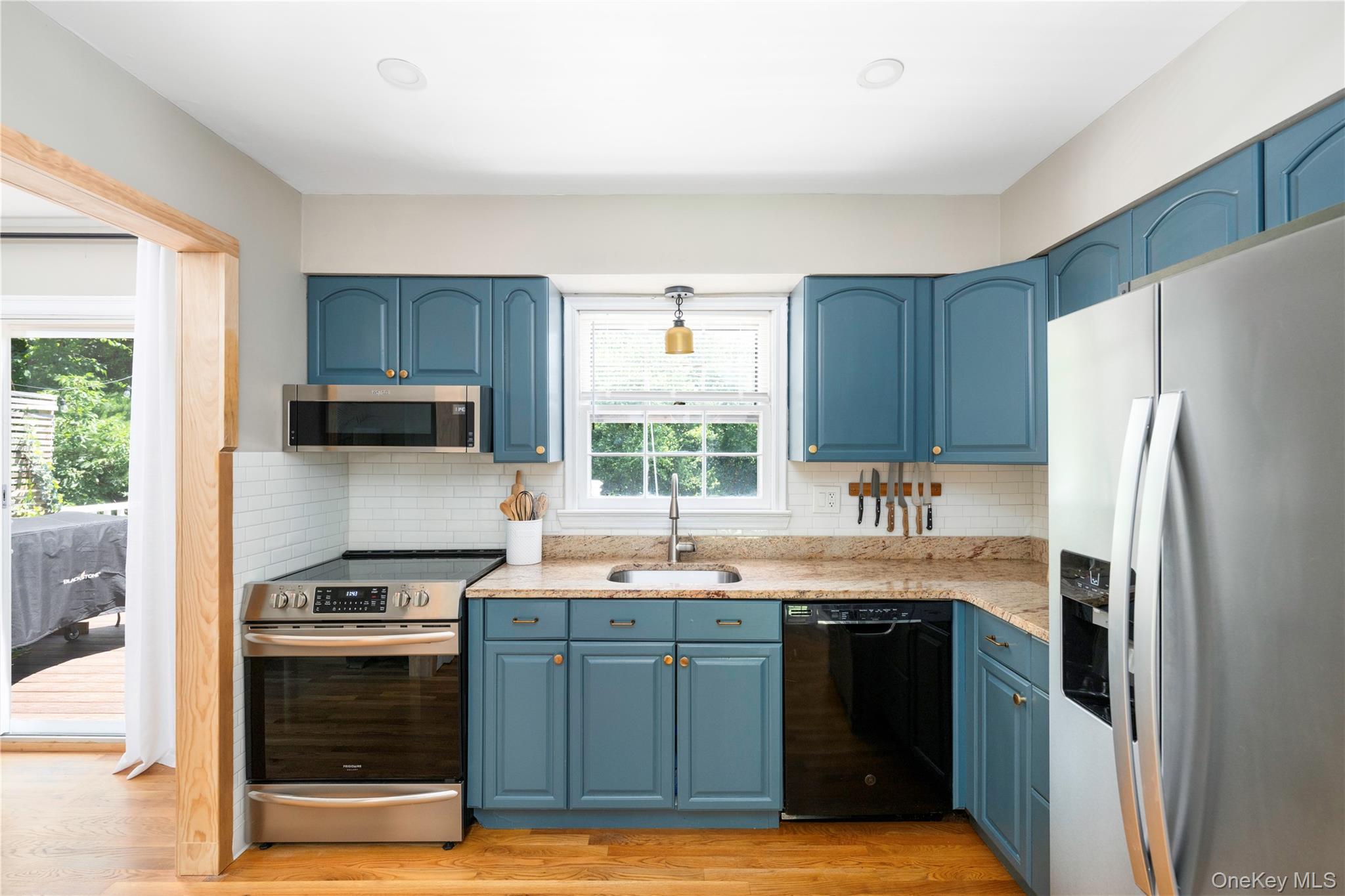 30 Ridgeview Avenue Mahopac, NY 10541 - Photo 4 of 19