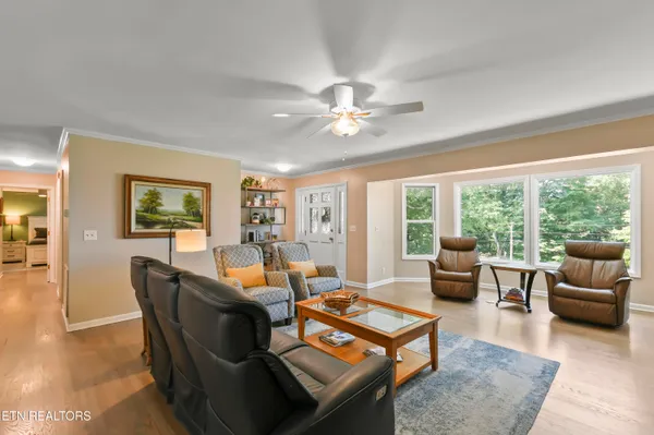 $799,900 | 1517 Deerfield Way, La Follette, TN 37766