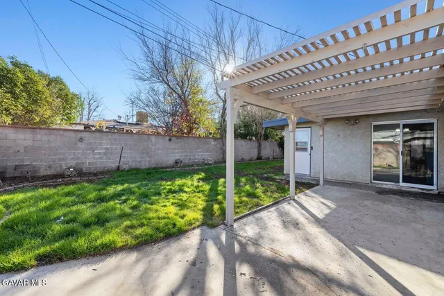 $429,000 | 43708 Fern Avenue, Lancaster, CA 93534
