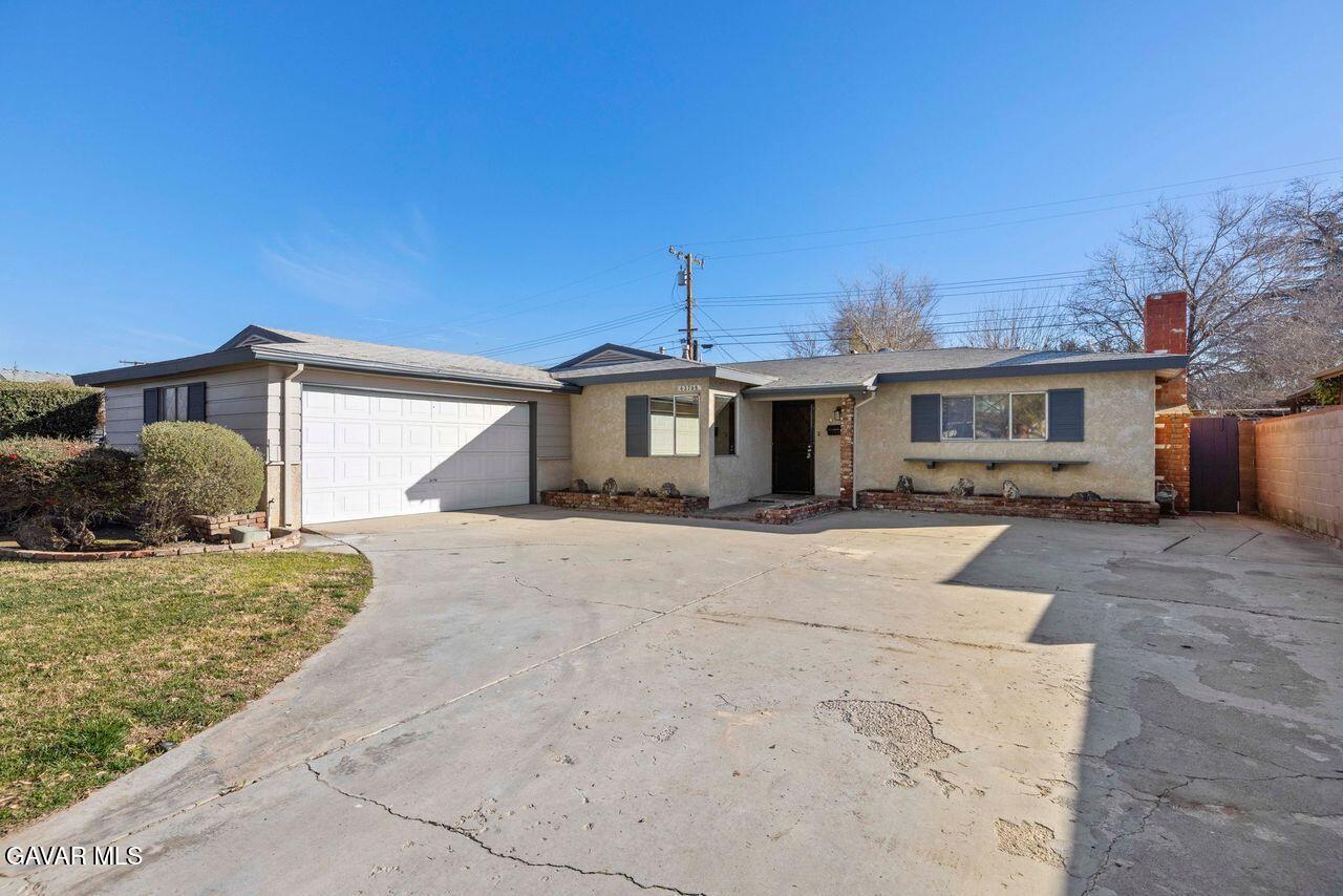43708 Fern Avenue Lancaster, CA 93534 - Photo 26 of 26 joe front a