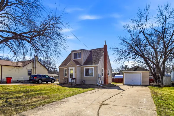 $118,500 | 2002 3rd Avenue Northeast, Austin, MN 55912