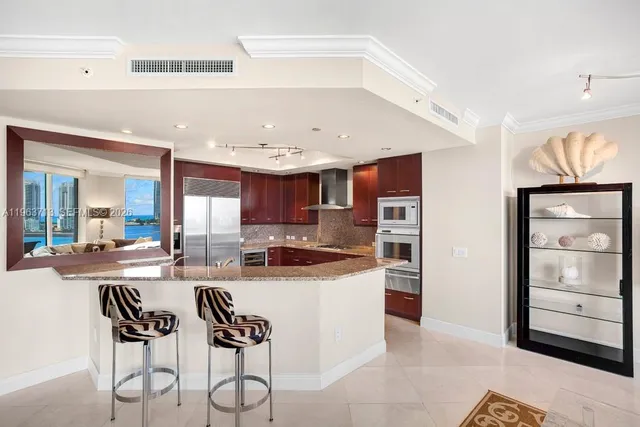 $10,800 | 6000 Island Boulevard, Unit 1404, Aventura, FL 33160