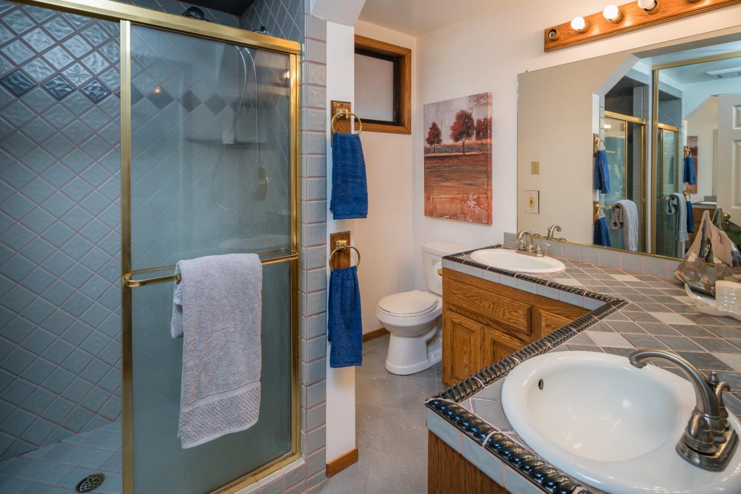 1053 Crestview Drive Millbrae, CA 94030 - Photo 13 of 24