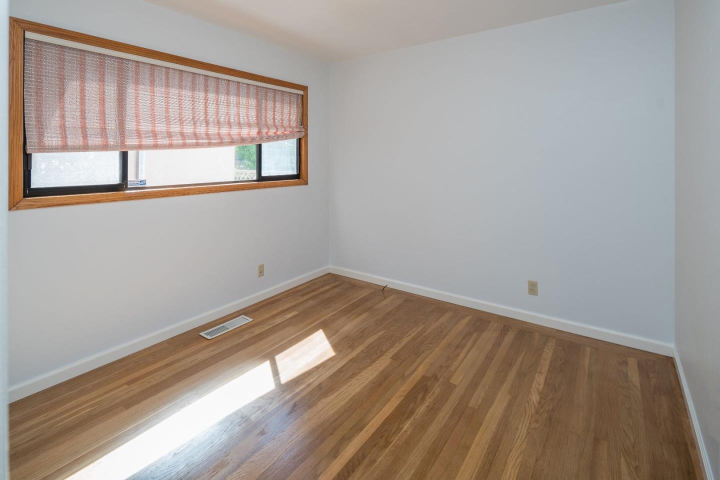 1053 Crestview Drive Millbrae, CA 94030 - Photo 15 of 24