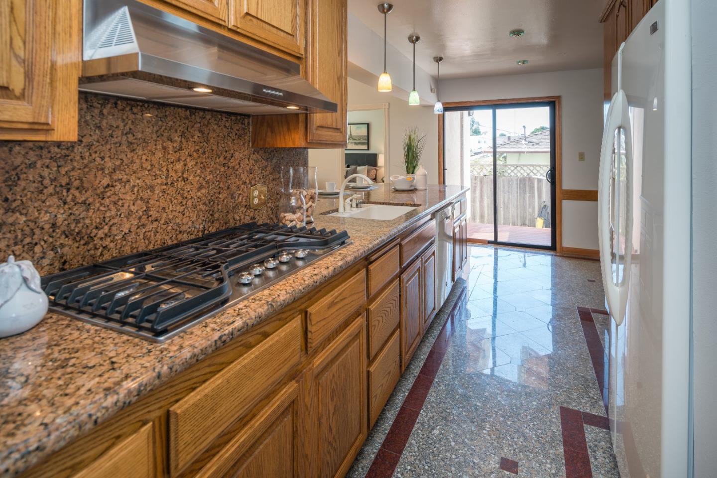 1053 Crestview Drive Millbrae, CA 94030 - Photo 7 of 24