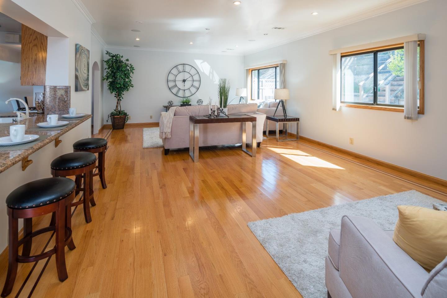 1053 Crestview Drive Millbrae, CA 94030 - Photo 8 of 24