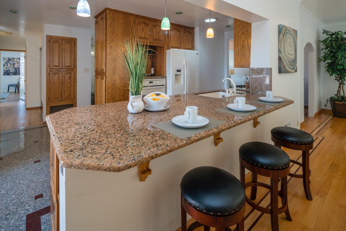 1053 Crestview Drive Millbrae, CA 94030 - Photo 10 of 24