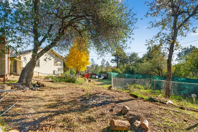 $325,000 | 17690 Cowgill Lane, Redding, CA 96003