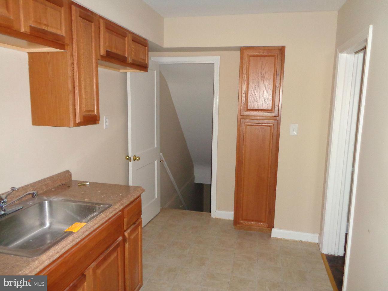 419 Scarsdale Road Baltimore, MD 21224 - Photo 7 of 23 Kitchen