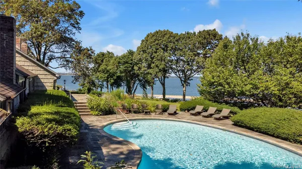 $6,500,000 | 120 West Creek Farms Road, Sands Point, NY 11050