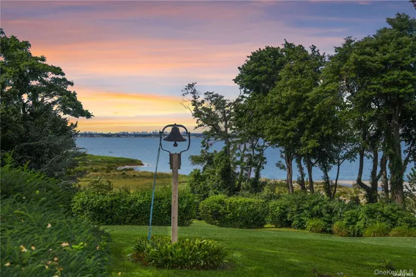 $6,500,000 | 120 West Creek Farms Road, Sands Point, NY 11050