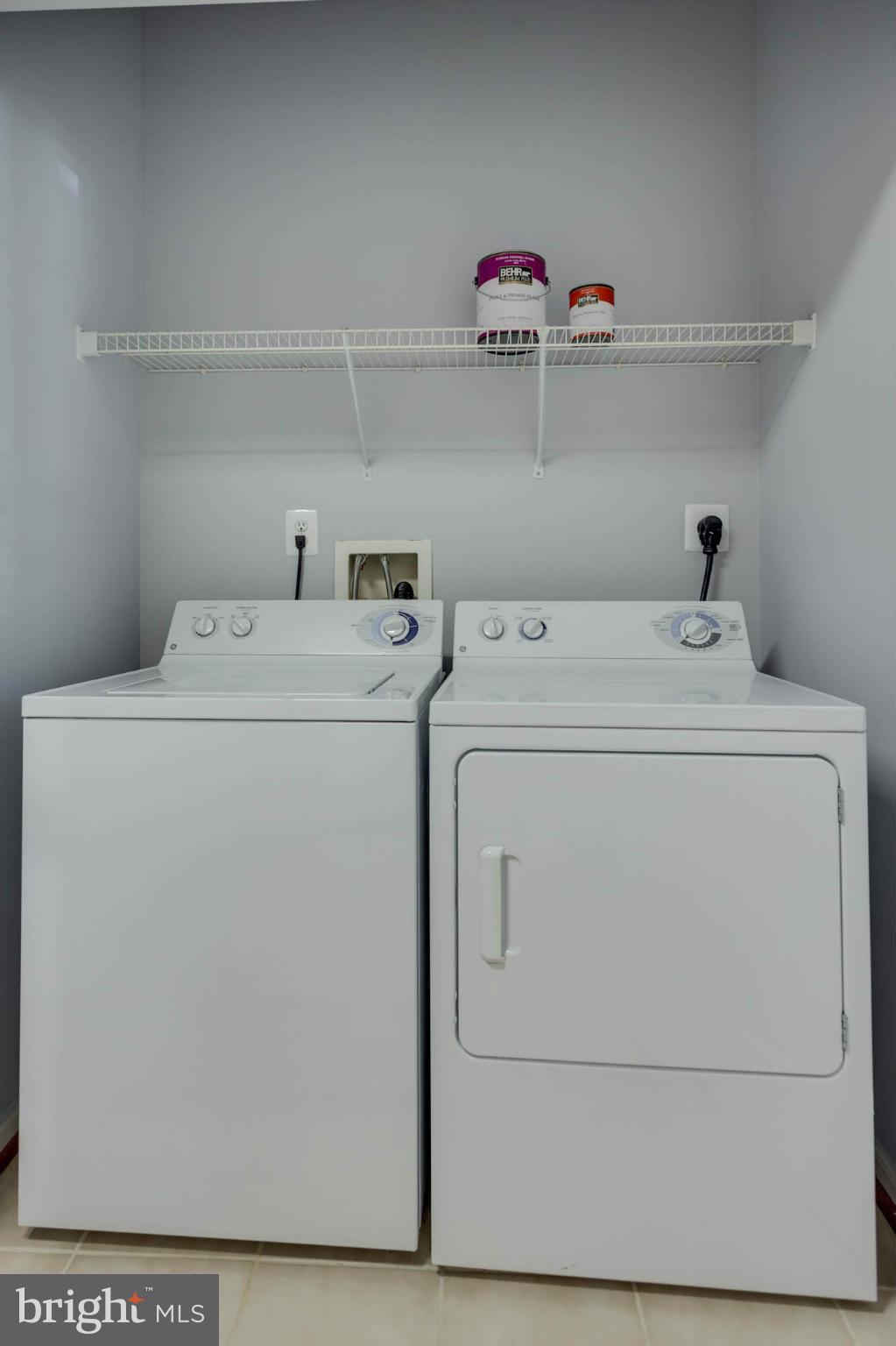1511 North Point Drive, Unit 104 Reston, VA 20194 - Photo 13 of 28 Full size Washer and Dryer