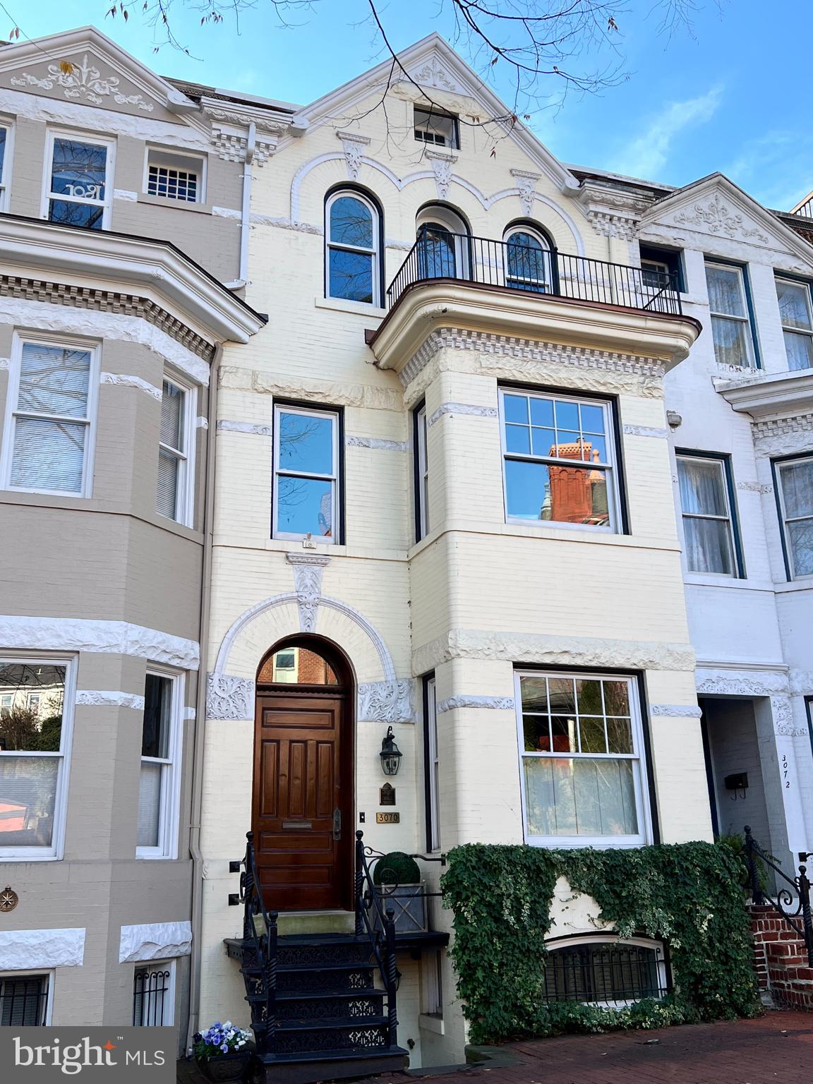 3070 Q Street Northwest Washington, DC 20007 - Photo 2 of 33 a front view of a multi story residential apartment building