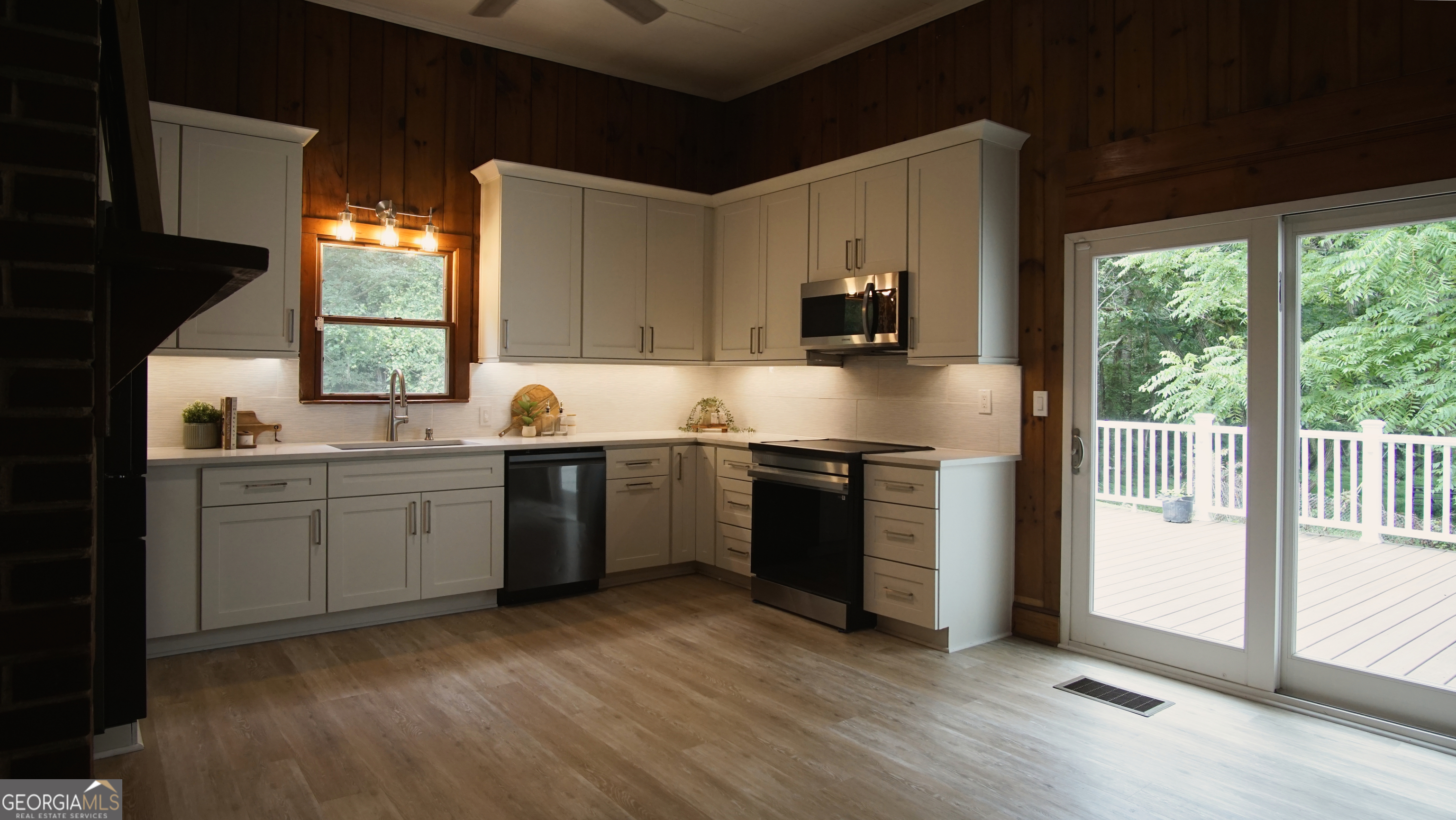 592 Fayetteville Road Fairburn, GA 30213 - Photo 4 of 90