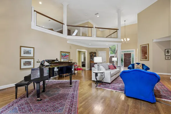 $1,799,000 | 27 Annandale, Nashville, TN 37215