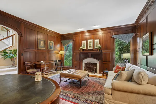 $1,799,000 | 27 Annandale, Nashville, TN 37215