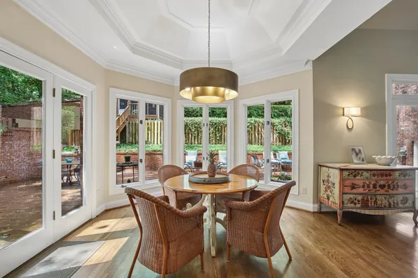 $1,799,000 | 27 Annandale, Nashville, TN 37215
